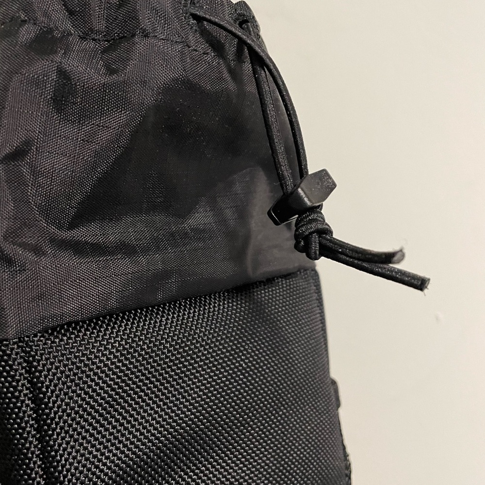 Authentic Looptworks Sustainable Camera Bag - Picture 6 of 8